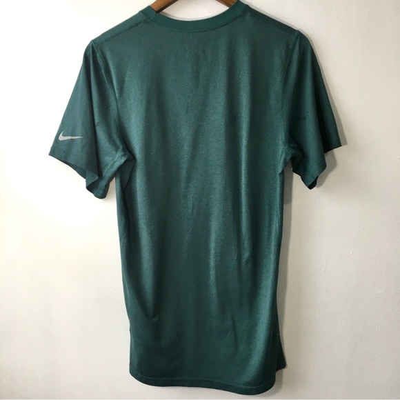 Eagles Nike dri-fit shirt - Picture 2 of 10